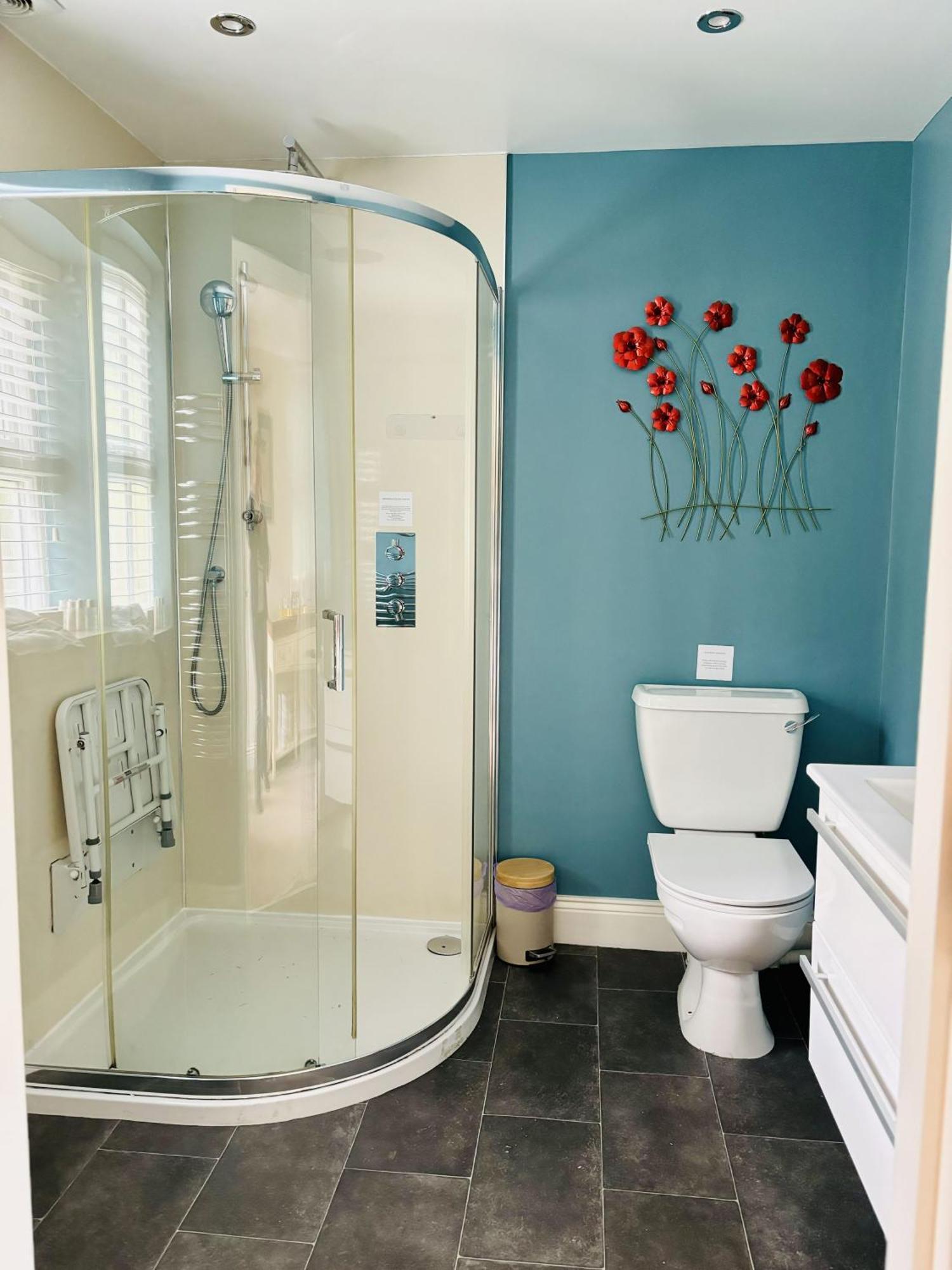 The Boatside Inn - Hadrian - Twin Ensuite Хексам Екстериор снимка